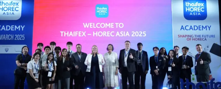 ทีมงาน AIHM และผู้นำในอุตสาหกรรมขึ้นเวทีในงาน THAIFEX–HOREC Asia 2025 เพื่อแสดงให้เห็นถึงความร่วมมือ ความเป็นผู้นำด้านการศึกษา และอนาคตของธุรกิจโรงแรมในเอเชีย
