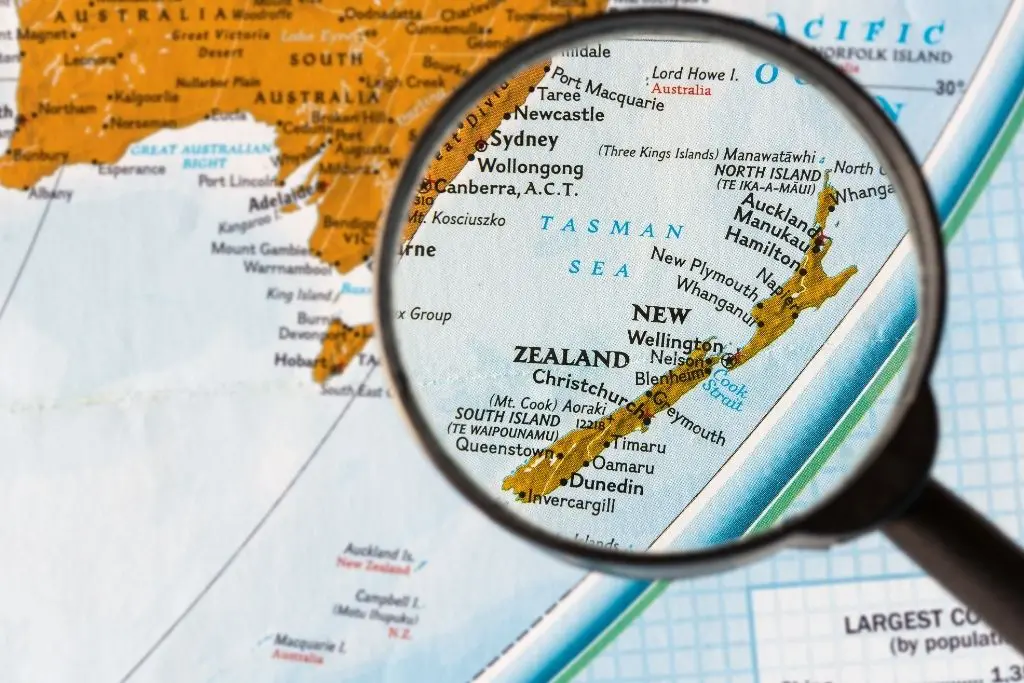 New Zealand map illustrating NCUK university pathways available to AIHM College students.