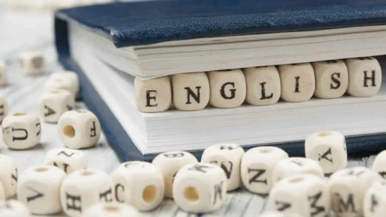 Why you should study english blog heading